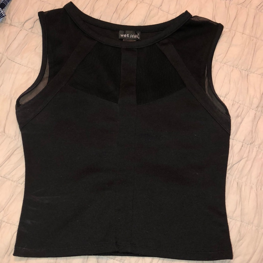 Crop top